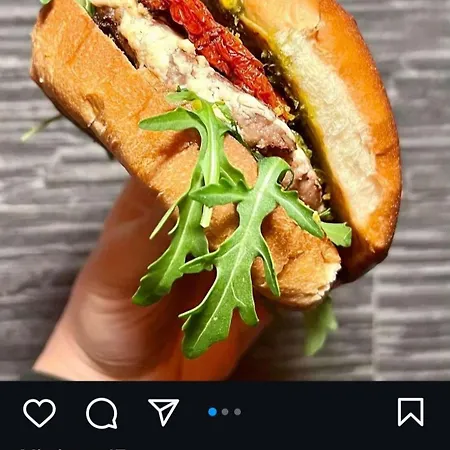 Tony's * Surbo